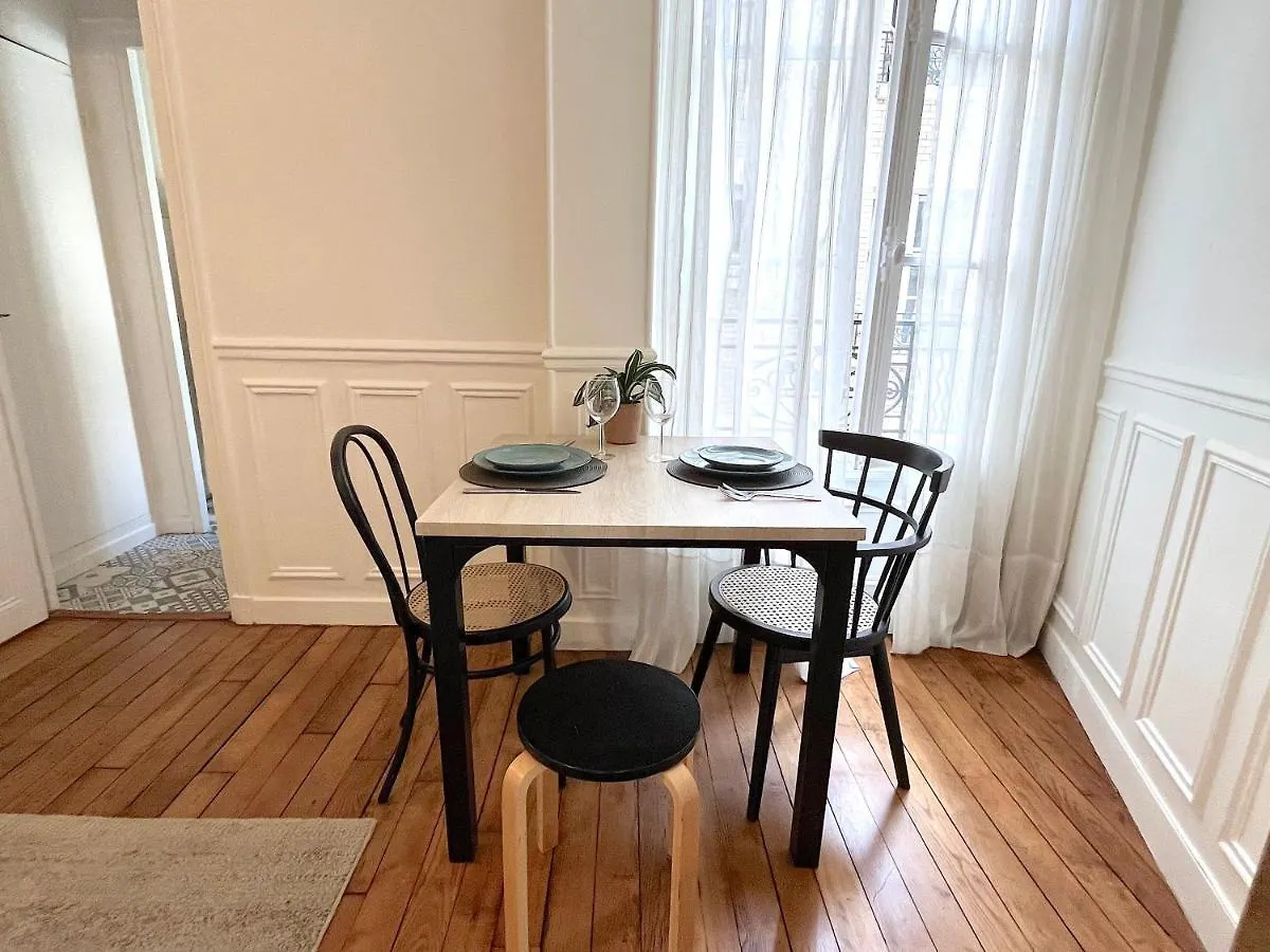 L'Appartement Lecourbe París 0*,  Francia